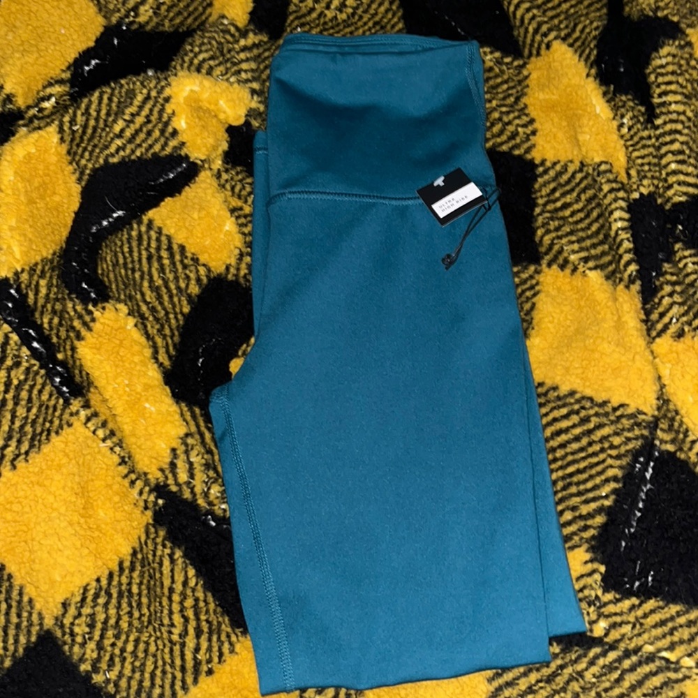 NWT leggings